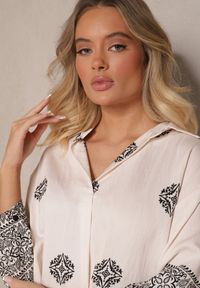 Renee - Beżowa Sukienka z Wiskozy w Abstrakcyjny Wzór Nalalith. Okazja: na co dzień. Kolor: beżowy. Materiał: wiskoza. Typ sukienki: proste. Styl: klasyczny, casual
