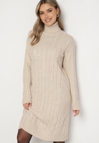 Born2be - Jasnobeżowa Sweterkowa Sukienka z Golfem Wełną i Bawełną Ozdobiona Splotem Reiania. Okazja: do pracy, na co dzień, na spotkanie biznesowe. Typ kołnierza: golf. Kolor: beżowy. Materiał: wełna, bawełna. Wzór: aplikacja, ze splotem. Typ sukienki: proste. Styl: casual, biznesowy #5