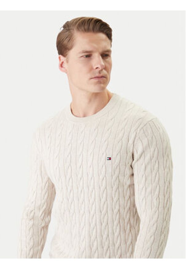 TOMMY HILFIGER - Tommy Hilfiger Sweter MW0MW33132 Beżowy Regular Fit. Kolor: beżowy. Materiał: bawełna