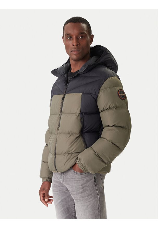 Napapijri Kurtka zimowa A-Molveno NP0A88V2 Zielony Regular Fit. Kolor: zielony. Materiał: syntetyk. Sezon: zima