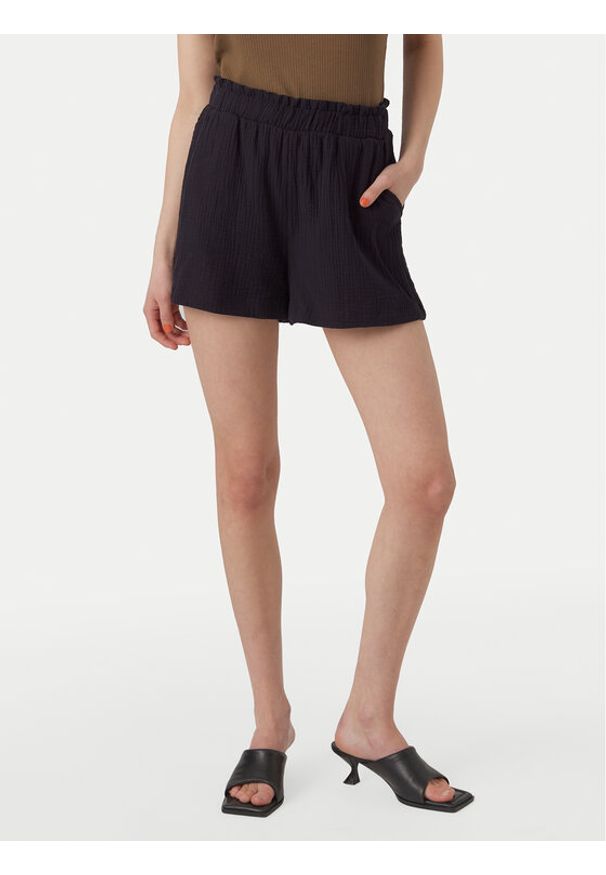Vero Moda Szorty materiałowe Natali 10279687 Czarny Baggy Fit. Kolor: czarny. Materiał: bawełna