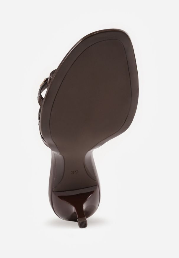 Born2be - Brązowe Klapki VICES na Kaczuszce Zdobione Aplikacją z Kokardą Thalyne. Okazja: na spotkanie biznesowe, na co dzień. Kolor: brązowy. Wzór: aplikacja. Sezon: lato. Obcas: na szpilce. Styl: boho, elegancki, biznesowy, casual