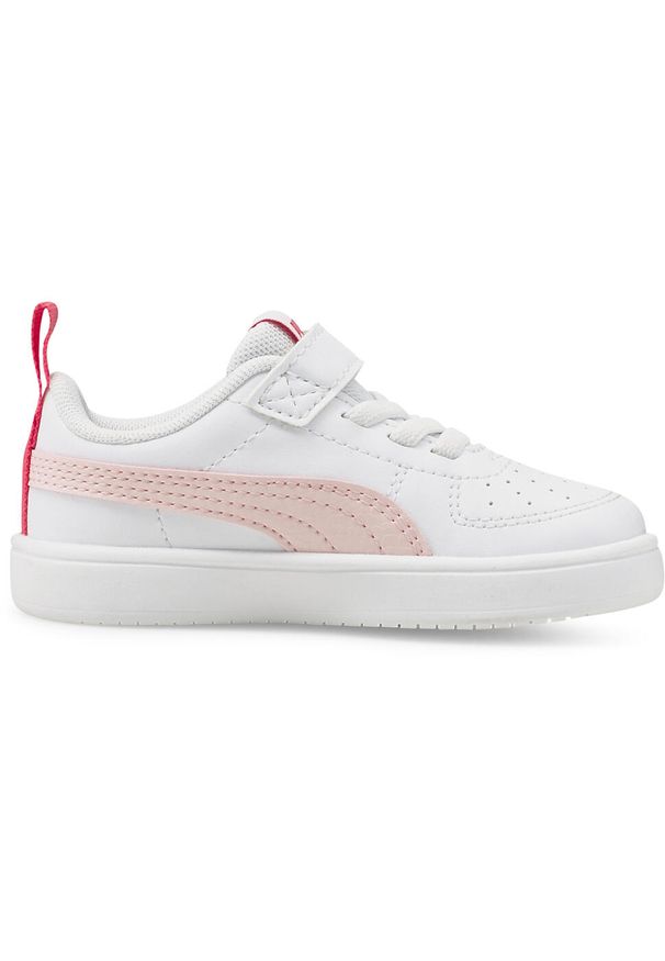 Buty sportowe dziecięce Puma Rickie AC. Kolor: biały, wielokolorowy, różowy. Materiał: skóra, syntetyk. Szerokość cholewki: normalna