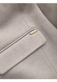 Ombre Clothing - Melanżowa męska marynarka z dodatkiem rayonu ze stójką – beżowy melanż V3. Okazja: na co dzień. Typ kołnierza: kołnierzyk stójkowy. Kolor: beżowy. Materiał: tkanina, skóra, zamsz, poliester, materiał. Wzór: melanż. Styl: klasyczny, casual #4