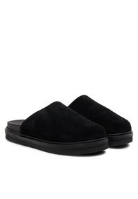 Calvin Klein Jeans Kapcie Home Clog Su YM0YM01182 Czarny. Kolor: czarny. Materiał: skóra, zamsz