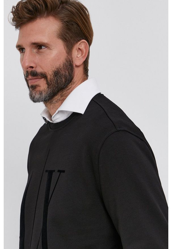 Armani Exchange - Bluza bawełniana. Okazja: na co dzień. Kolor: czarny. Materiał: bawełna. Wzór: nadruk. Styl: casual