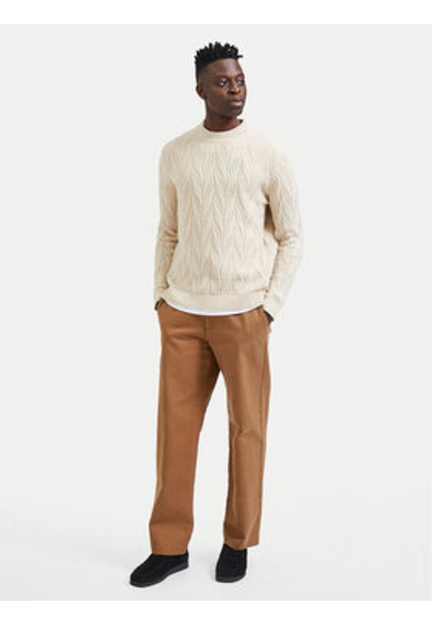 Selected Homme Sweter 16086686 Beżowy Regular Fit. Kolor: beżowy. Materiał: syntetyk