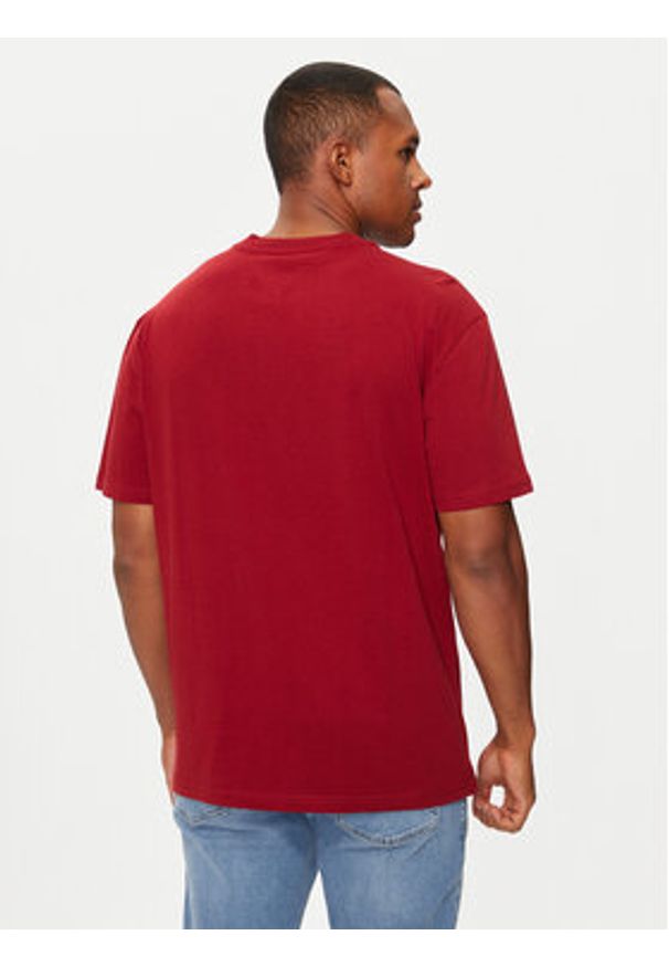 Tommy Jeans T-Shirt DM0DM19694 Czerwony Regular Fit. Kolor: czerwony. Materiał: bawełna