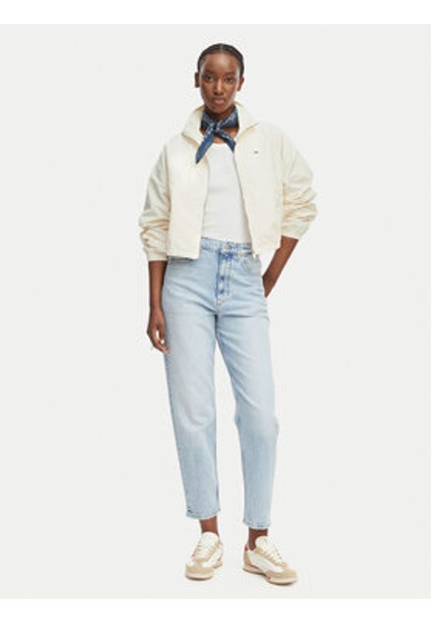 Tommy Jeans Kurtka przejściowa DW0DW22325 Biały Regular Fit. Kolor: biały. Materiał: syntetyk