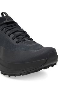 Arc'teryx Sneakersy Sylan GORE-TEX gtx X000009601 Czarny. Kolor: czarny. Materiał: materiał. Technologia: Gore-Tex #4