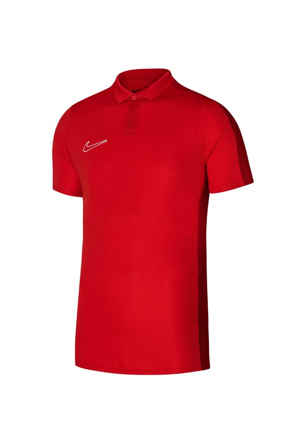 Koszulka sportowa męska Nike Drifit Academy. Typ kołnierza: polo. Kolor: czerwony, wielokolorowy. Materiał: poliester. Technologia: Dri-Fit (Nike). Sport: piłka nożna