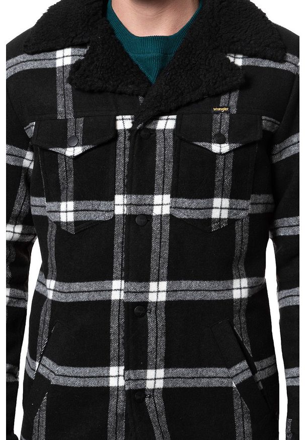 Wrangler - KURTKA ZIMOWA WRANGLER WRANGE COAT BLACK W463XS100 112128915. Sezon: zima