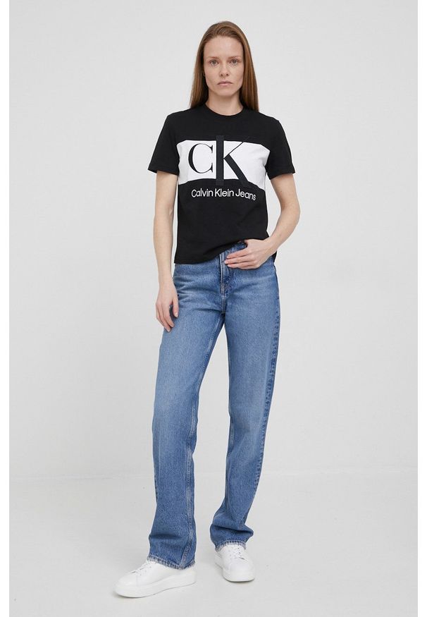 Calvin Klein Jeans t-shirt bawełniany kolor czarny. Okazja: na co dzień. Kolor: czarny. Materiał: bawełna. Długość rękawa: krótki rękaw. Długość: krótkie. Styl: casual