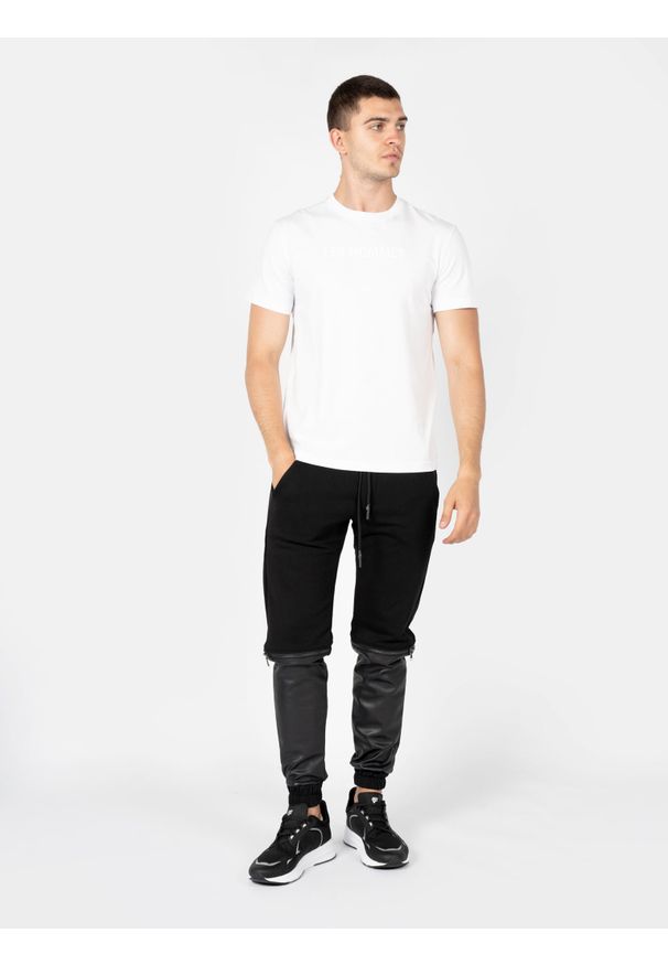 Les Hommes T-Shirt "LH Logo" | LBT1026700F | Mężczyzna | Biały. Kolor: biały. Materiał: bawełna, elastan. Wzór: nadruk. Styl: elegancki, klasyczny