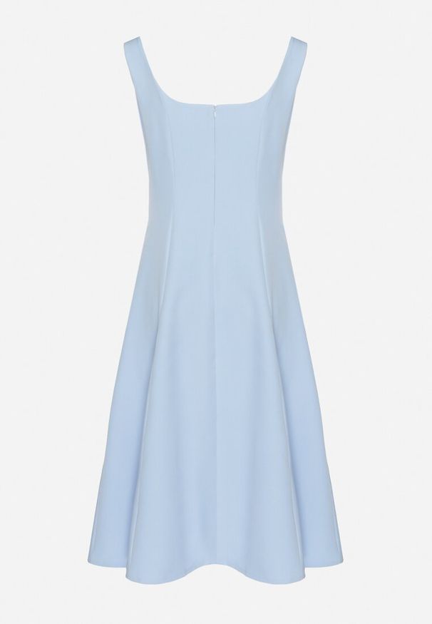 Born2be - Niebieska Klasyczna Sukienka o Rozkloszowanym Kroju Delure. Okazja: na imprezę. Typ kołnierza: dekolt kwadratowy. Kolor: niebieski. Wzór: aplikacja. Styl: klasyczny