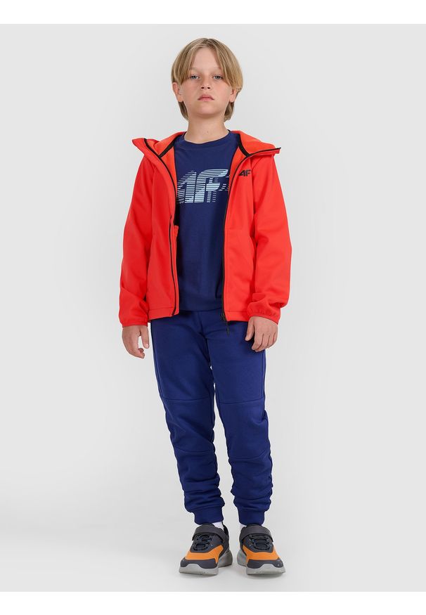 4f - 4F Kurtka softshell wiatroodporna membrana 5000 chłopięca - czerwona 158 (12-13 lat). Okazja: na co dzień. Typ kołnierza: kaptur. Kolor: czerwony. Materiał: softshell. Sezon: lato. Styl: casual, klasyczny