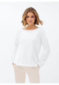 Biała bawełniana bluza z okrągłym dekoltem Juvia. Kolor: biały. Materiał: bawełna