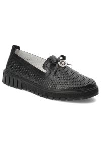 Czarne Półbuty Filippo Eleganckie Wsuwane Obuwie Damskie. Okazja: do pracy. Zapięcie: bez zapięcia. Kolor: czarny. Materiał: skóra. Styl: elegancki