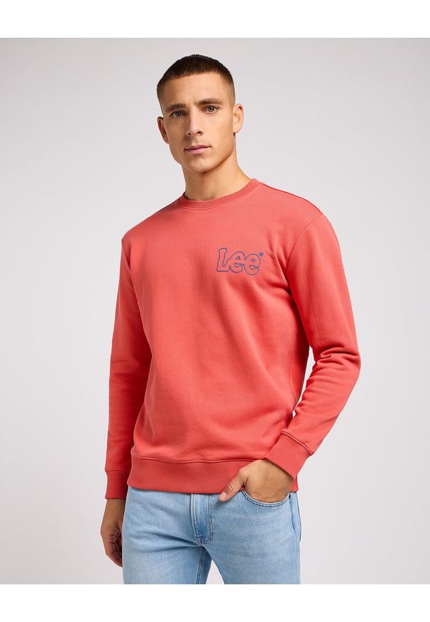 Lee - LEE WOBBLY SWS MĘSKA BLUZA NIEROZPINANA LOGO POPPY 112349356 L81M015640