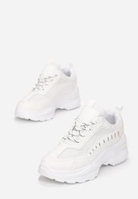 Renee - Białe Sneakersy Brethose. Kolor: biały. Materiał: nubuk, syntetyk #2