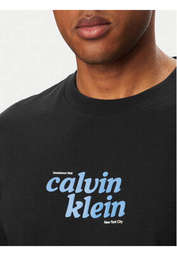 Calvin Klein Jeans T-Shirt SS 20S LV04RG815G Czarny Regular Fit. Kolor: czarny. Materiał: bawełna