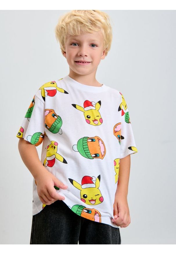 Sinsay - Bawełniana koszulka z nadrukiem Pokemon - biały. Kolor: biały. Materiał: bawełna. Wzór: nadruk
