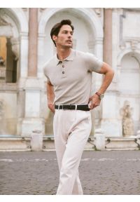 Big-Star - Sweter męski polo z krótkim rękawem beżowy Polonezzo 801. Typ kołnierza: polo. Kolor: beżowy. Materiał: bawełna, dzianina, materiał, jeans. Długość rękawa: krótki rękaw. Długość: krótkie. Wzór: melanż. Styl: retro, klasyczny, elegancki #8