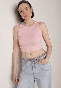 Born2be - Różowy Top z Prążkowanego Materiału Zitessa. Okazja: na co dzień. Kolor: różowy. Materiał: prążkowany, materiał. Długość rękawa: na ramiączkach. Styl: casual, klasyczny, elegancki #8