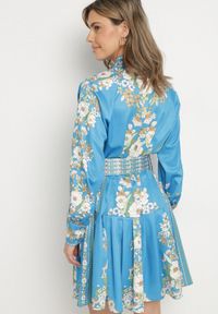 Born2be - Niebieska Sukienka Koszulowa w Kwiatowy Wzór z Bufiastymi Rękawami i Paskiem Aladira. Okazja: na co dzień. Kolor: niebieski. Wzór: kwiaty. Typ sukienki: koszulowe. Styl: casual, elegancki #3