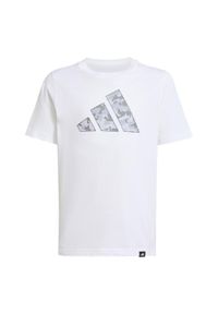Adidas - Koszulka dla dzieci z grafiką Camo. Kolor: biały. Materiał: bawełna