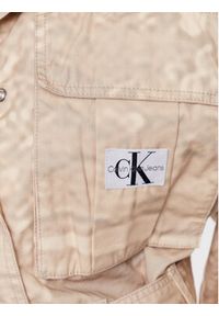 Calvin Klein Jeans Kurtka przejściowa J20J220738 Beżowy Relaxed Fit. Kolor: beżowy. Materiał: bawełna