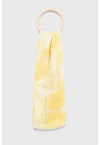 Morgan szal damski kolor żółty z aplikacją. Kolor: żółty. Materiał: tkanina. Wzór: aplikacja