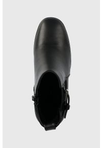 Answear Lab sztyblety damskie kolor czarny na słupku. Nosek buta: okrągły. Kolor: czarny. Obcas: na słupku. Styl: wakacyjny. Wysokość obcasa: średni #4