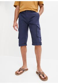 bonprix - Długie bermudy bojówki regular fit z mieszanki lekkiej tkaniny lnianej. Kolor: niebieski. Materiał: tkanina, len. Długość: długie #1