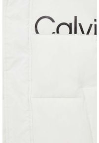 Calvin Klein Jeans kurtka męska kolor biały zimowa. Kolor: biały. Materiał: włókno, materiał. Wzór: nadruk. Sezon: zima #3
