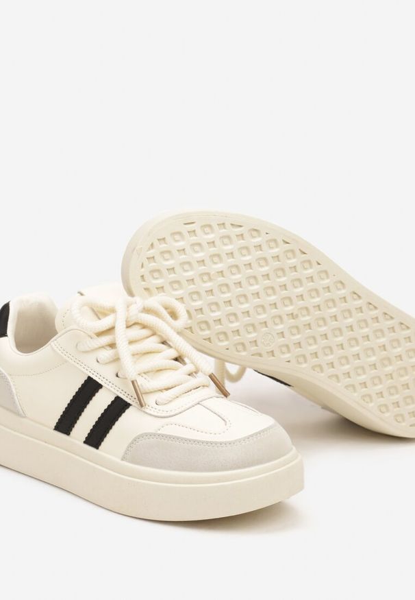 Renee - Beżowo-Czarne Sznurowane Sneakersy na Platformie Ozdobione Paskami Tialise. Zapięcie: pasek. Kolor: beżowy. Wzór: aplikacja. Obcas: na platformie