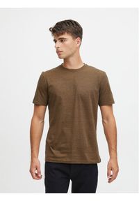 Casual Friday T-Shirt 20504834 Brązowy Regular Fit. Okazja: na co dzień. Kolor: brązowy. Materiał: bawełna. Styl: casual #1