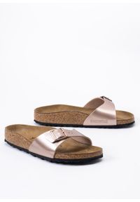 Birkenstock - BIRKENSTOCK MADRID BF Klapki damskie. Okazja: na co dzień, na spacer, do pracy. Kolor: różowy. Styl: casual #1