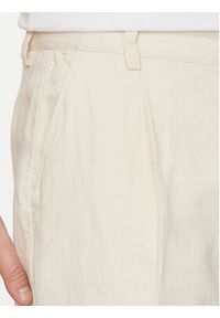 Pepe Jeans Chinosy Relaxed Pleated Linen Pants - 2 PM211700 Écru Relaxed Fit. Materiał: bawełna, len