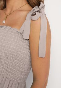 Born2be - Beżowa Rozkloszowana Sukienka z Bawełny z Gumką w Talii na Ramiączkach Gelfea. Kolor: beżowy. Materiał: bawełna. Długość rękawa: na ramiączkach. Typ sukienki: rozkloszowane. Styl: klasyczny #4