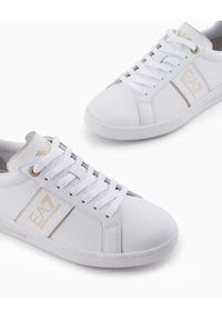 EA7 Emporio Armani Sneakersy X8X102 XK346 U447 Biały. Kolor: biały. Materiał: skóra #6
