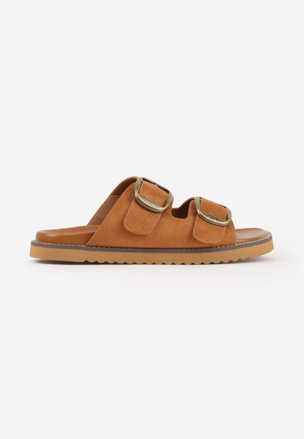 Born2be - Jasnobrązowe Klapki VICES z Dwoma Paskami i Metalicznymi Klamrami Kaliniassi. Okazja: na co dzień. Kolor: brązowy. Materiał: jeans. Styl: elegancki, casual, klasyczny