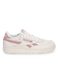 Buty do chodzenia damskie Reebok Club C Double Revenge. Zapięcie: sznurówki. Kolor: biały, różowy, wielokolorowy. Materiał: skóra, guma. Szerokość cholewki: normalna. Model: Reebok Club. Sport: turystyka piesza