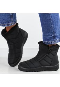 Czarne zimowe wodoodporne śniegowce damskie Jezzi 74853. Okazja: na spacer. Kolor: czarny. Materiał: tkanina. Szerokość cholewki: normalna. Sezon: zima. Styl: klasyczny, elegancki #1