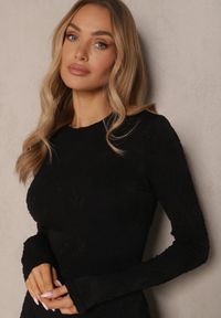 Renee - Czarna Dopasowana Sukienka z Wiskozą z Tkaniny Plumeti Nilsela. Kolor: czarny. Materiał: tkanina, wiskoza. Długość rękawa: na ramiączkach. Styl: elegancki, klasyczny #4