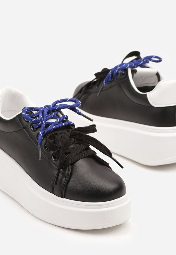 Born2be - Czarno-Białe Sneakersy Ozdobione Podwójnym Wiązaniem Zdivane. Kolor: czarny. Wzór: aplikacja