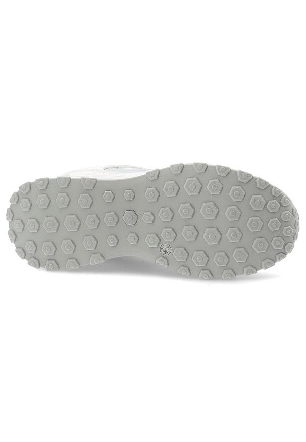 Big-Star - Białe Sneakersy Big Star Sportowe Obuwie Damskie. Okazja: na co dzień, na spacer. Zapięcie: sznurówki. Kolor: biały. Materiał: syntetyk, materiał. Szerokość cholewki: normalna. Sport: turystyka piesza