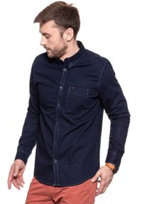 Lee - LEE BUTTON DOWN CLEAN BLUE L880FTQP 112123087. Typ kołnierza: button down. Materiał: jeans #5