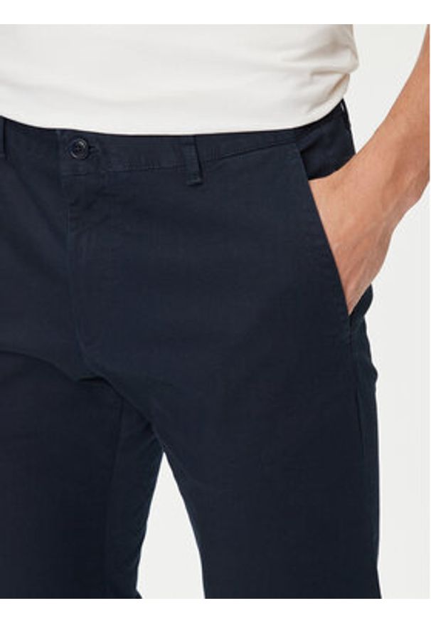 JOOP! Jeans Chinosy 15 JJF-Matthew101 30044301 Granatowy Modern Fit. Kolor: niebieski. Materiał: bawełna