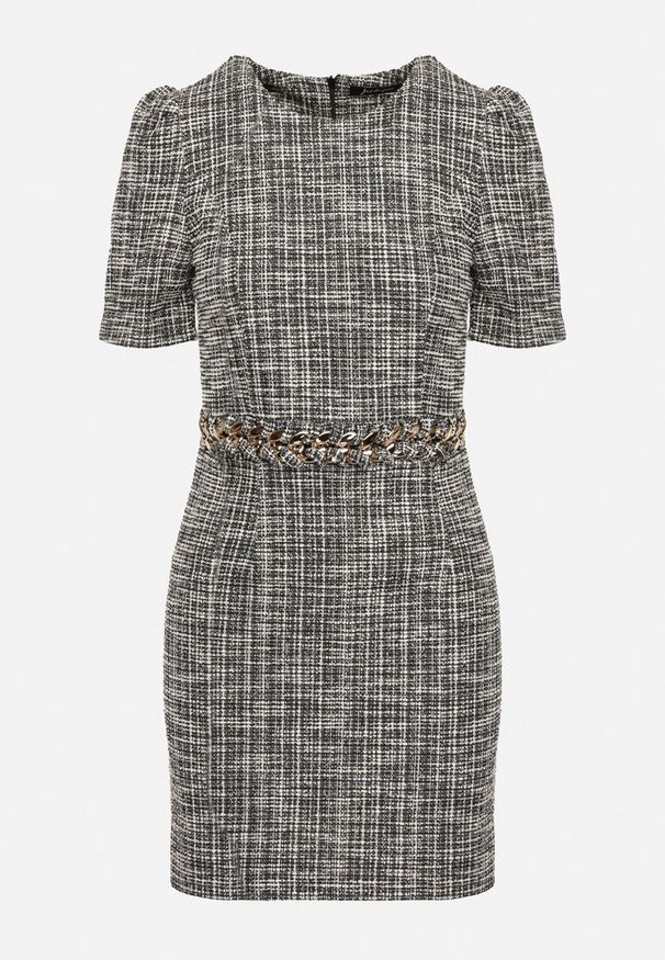 Born2be - Czarno-Biała Sukienka Mini Dopasowana z Ozdobnym Łańcuchem Piavia. Okazja: na co dzień. Kolor: czarny. Materiał: wiskoza, bawełna. Styl: elegancki, casual. Długość: mini